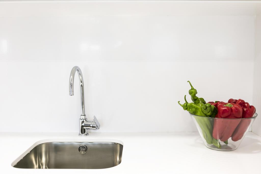 Mar Apartments Барселона Екстериор снимка